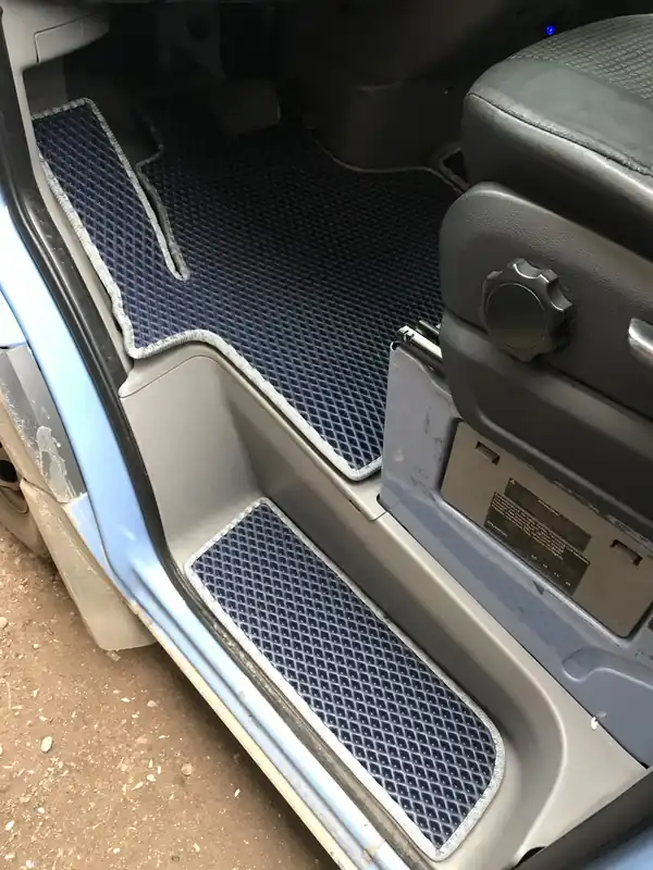 Volkswagen Crafter 2006-2016 Covorase praguri EVA (3 buc, negre) - Produs nou