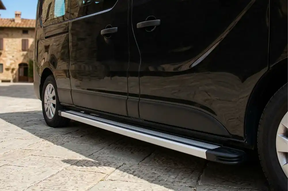 Renault Trafic 2015- Praguri Laterale Maya V4 (2 buc, Aluminiu) - Economisește acum
